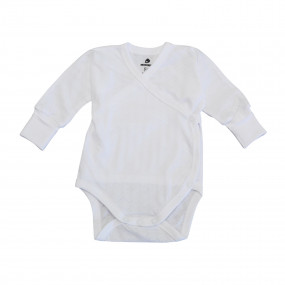 Комплект 2420 білий на літню виписку хлопчика (боді, повзунки 2