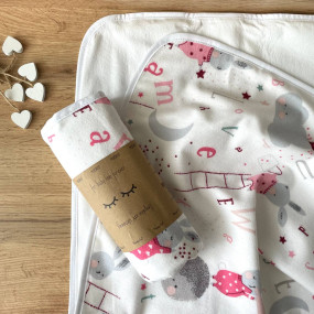 Непромокаюча пелюшка тепла Зайці на драбинці рожеві (50 на 80