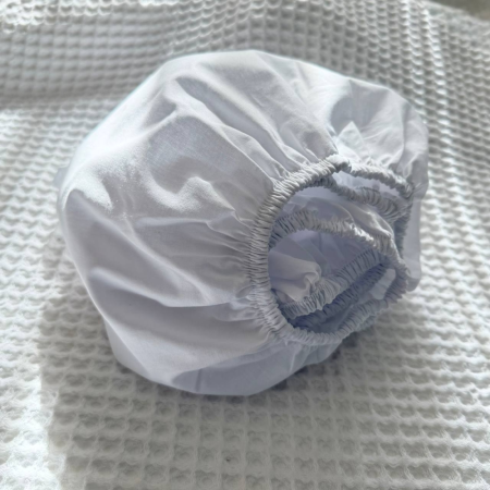 Простынь на резинке белая (поплин) 50х90см