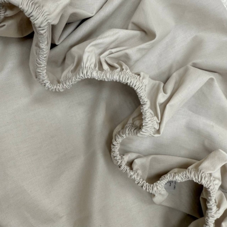 Простинка на резинці капучино (поплін) 50х90см