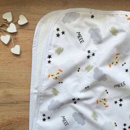 Непромокаюча пелюшка Овечки сірі (50 на 80 см) поплін/мембрана