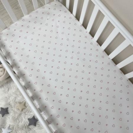 Простынь на резинке "Сердечка" пудра на белом (поплин) 60х120см