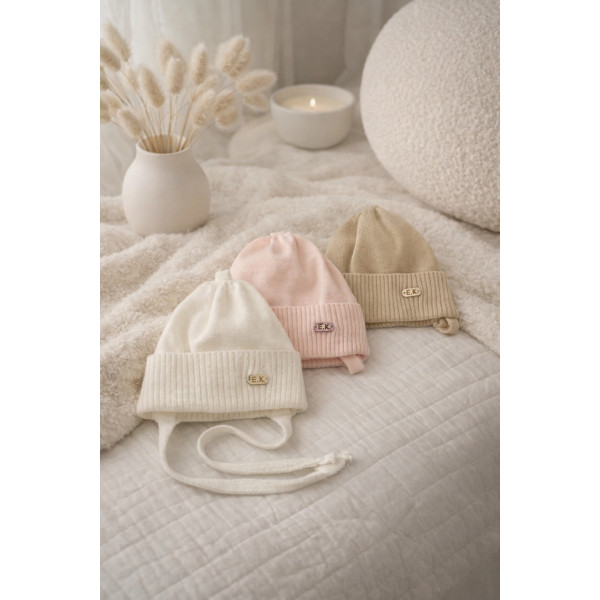 Шапка демі ЕБІГЕЙЛ рожева (надм'яка пряжа мерінос) для дівчинки