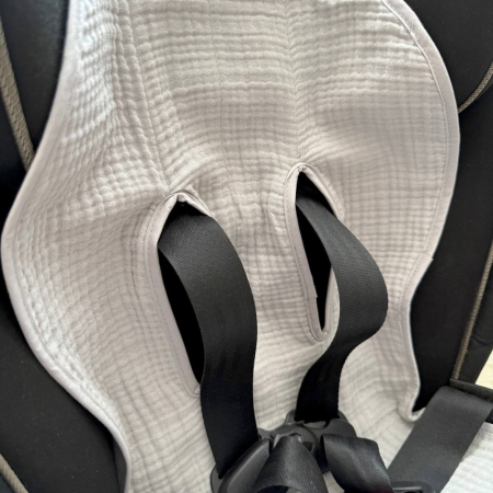 Вкладиш СІРИЙ непромокаючий у автокрісло/візочок (муслін на